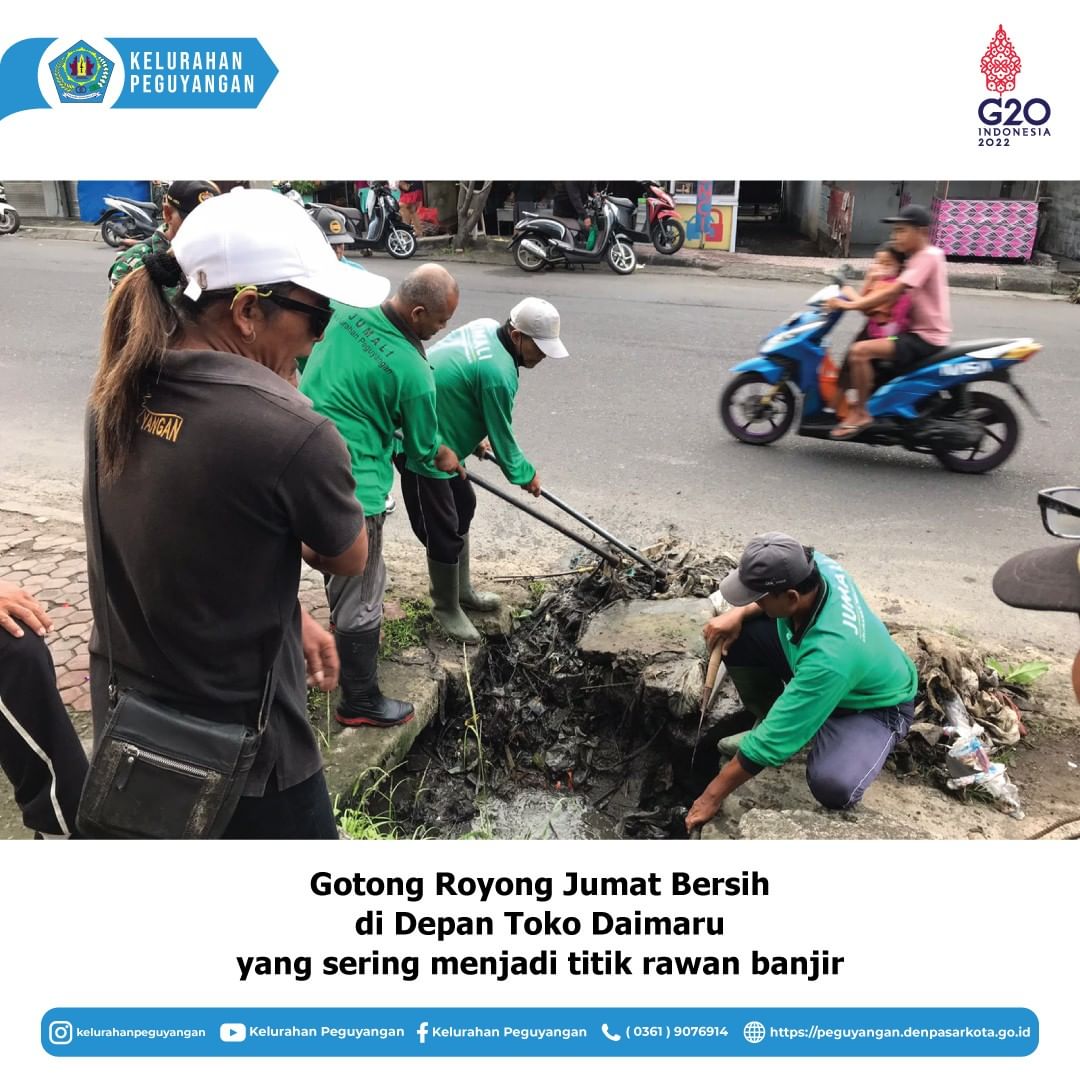 GOTONG ROYONG JUMAT BERSIH DI DEPAN TOKO DAIMARU