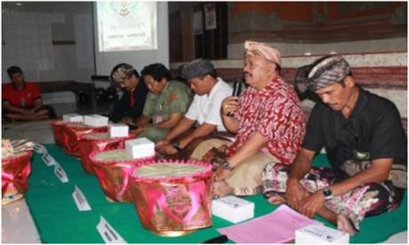 Praktek Komunitas Stikes Wira Mediak PPNI Bali di Banjar Pemalukan